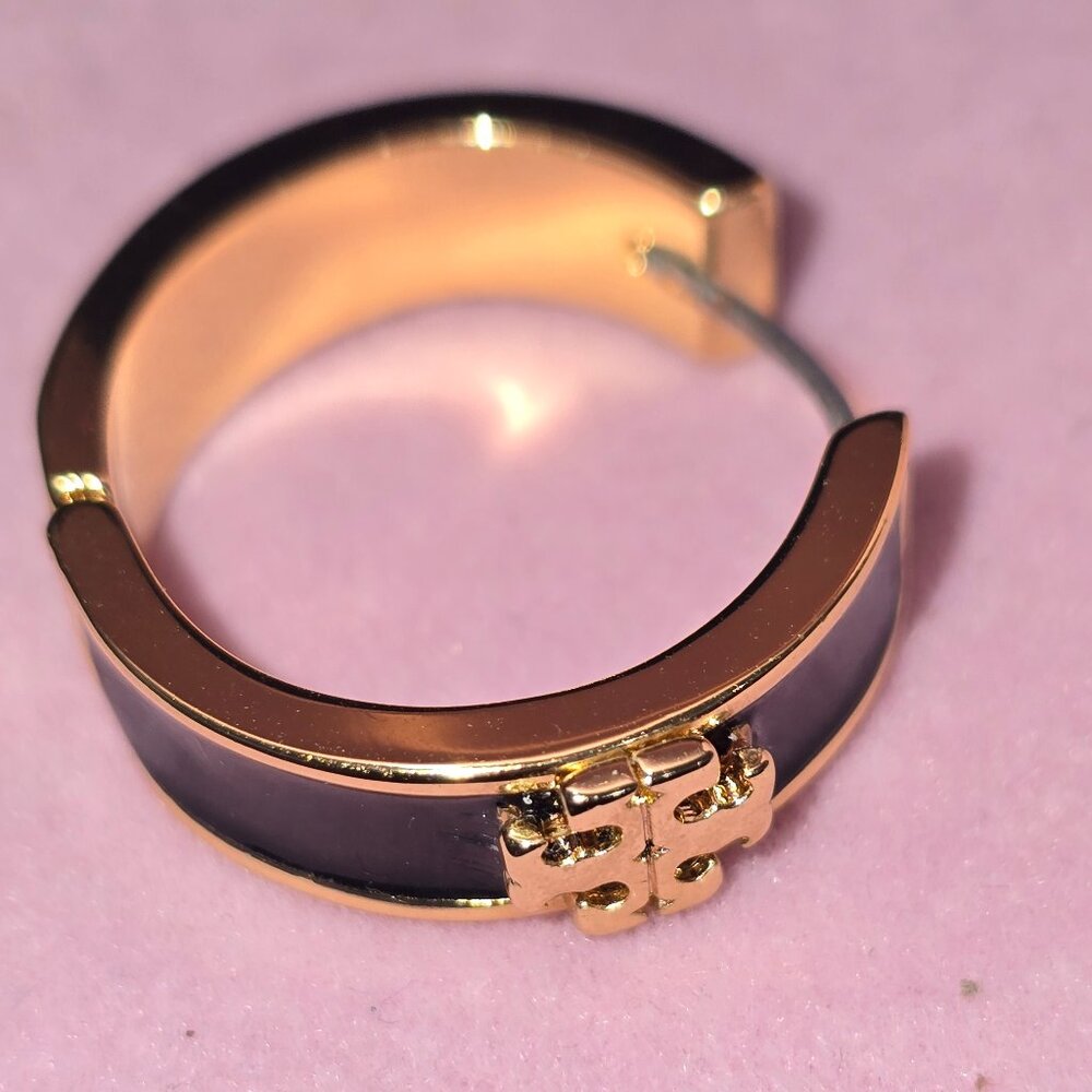 Tory Burch Black & Gold Hoop Huggie Earring - ONLY 1 EARRING - NWOT